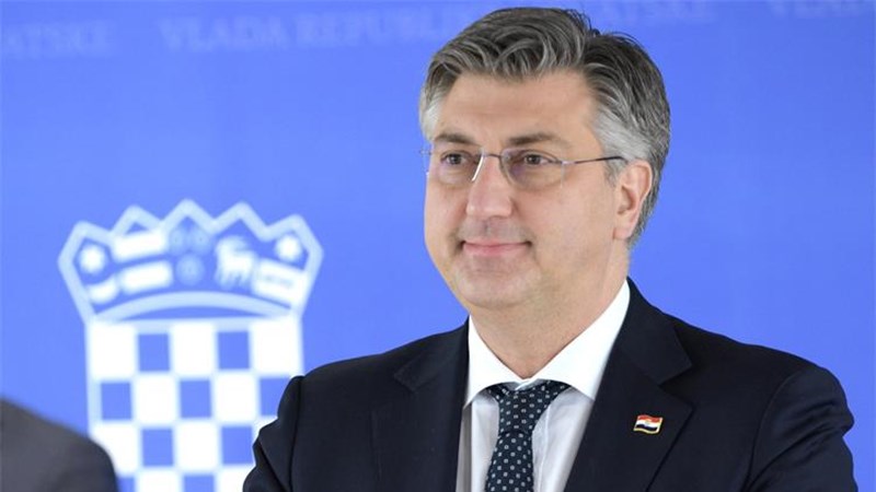 Đurđević nema potporu većine. Bila je kandidatkinja u protuzakonitoj proceduri i program joj je populističko-politički